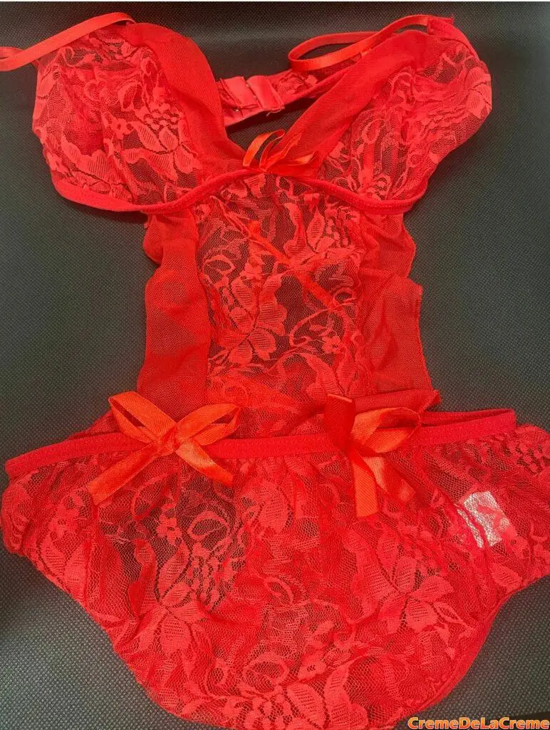 Sexy Spitzenbody in Rot