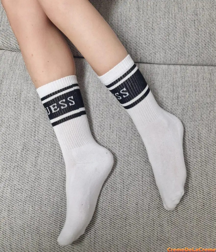 Weiße Guess Socken